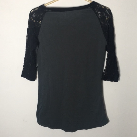 ✨Sparkly LV (Las Vegas) Lace Quarter Sleeve Top - Picture 4 of 5